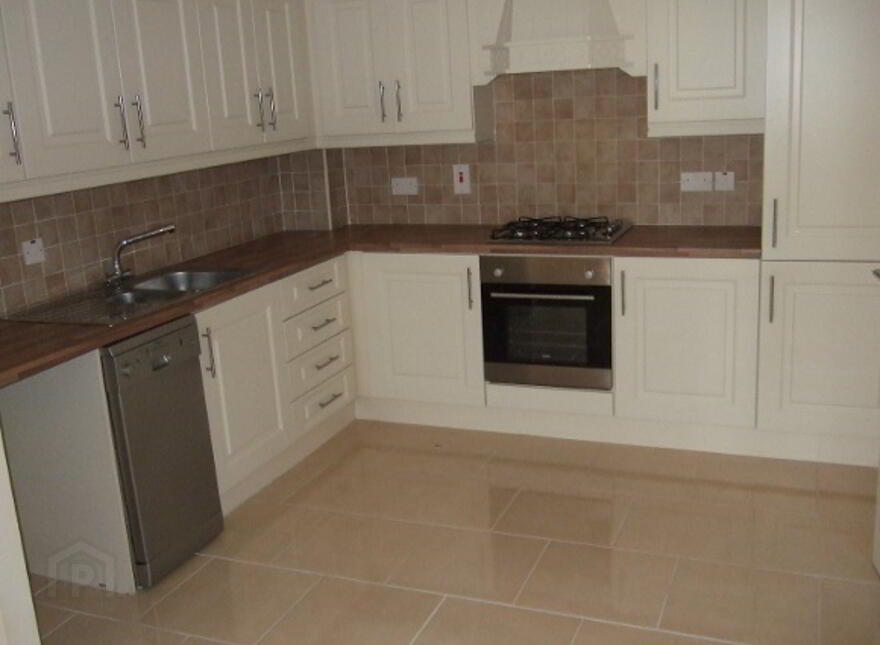 19 Drumgallon Court, Derrylin Road, Enniskillen, BT74 5JQ
