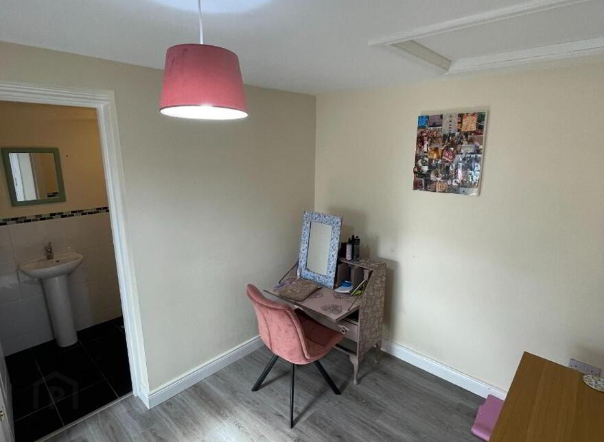 17 Collinbridge Manor, Newtownabbey, BT36 7YR