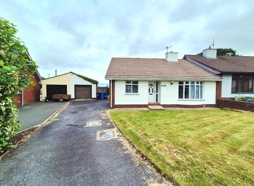 4 Cavanacor View, Ballymagory, Strabane, BT82 0BL photo