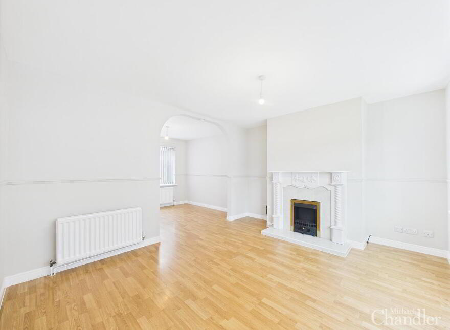 11 Winchester Drive, Carryduff, Belfast, BT8 8QD