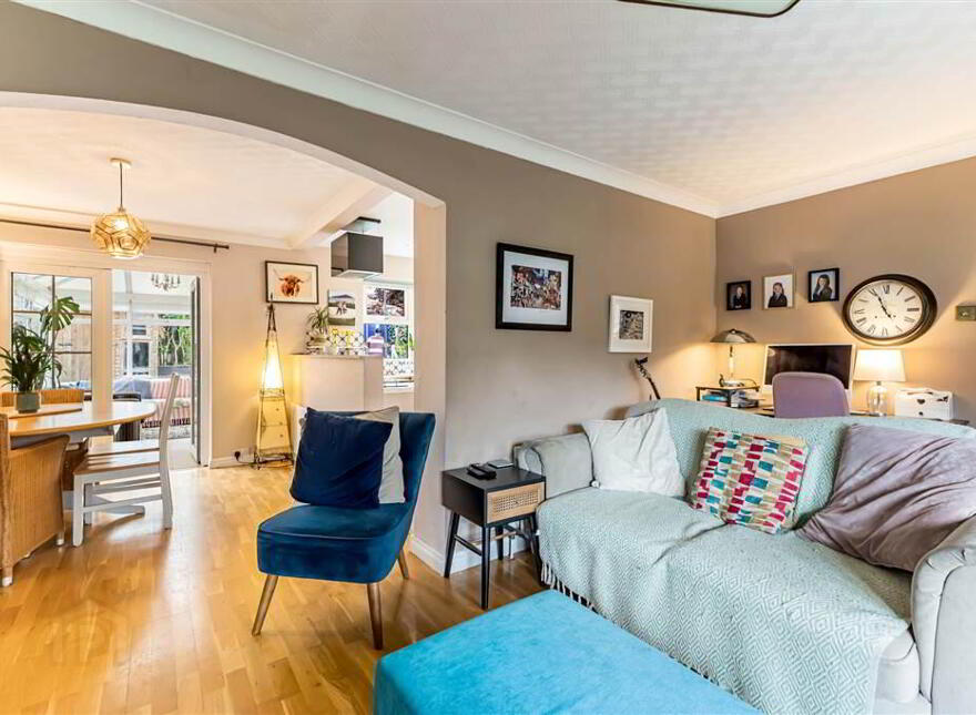 23 Oakwood Park, Belfast, BT9 6SE