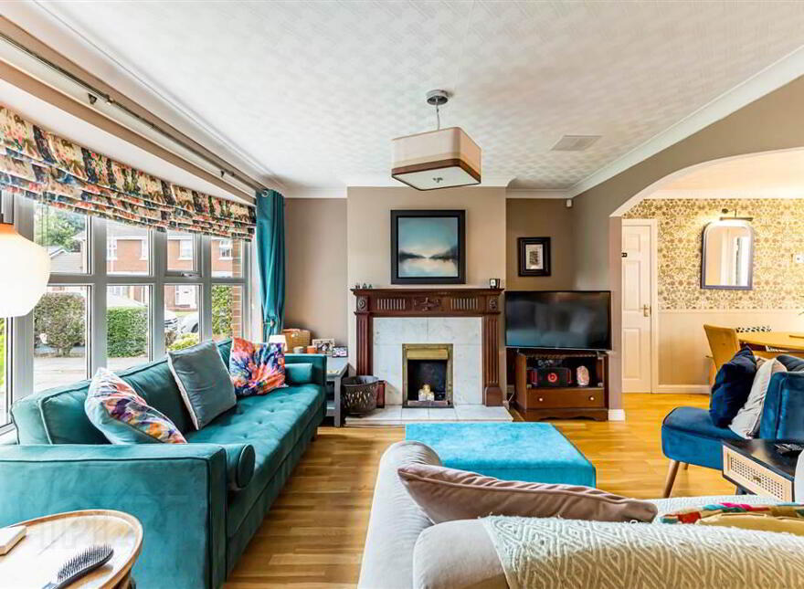 23 Oakwood Park, Belfast, BT9 6SE