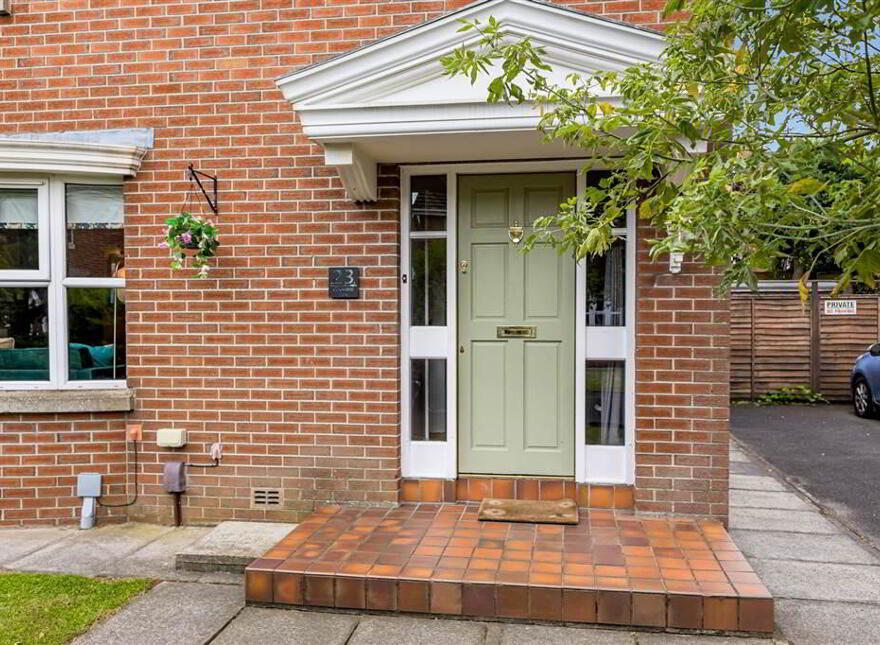 23 Oakwood Park, Belfast, BT9 6SE