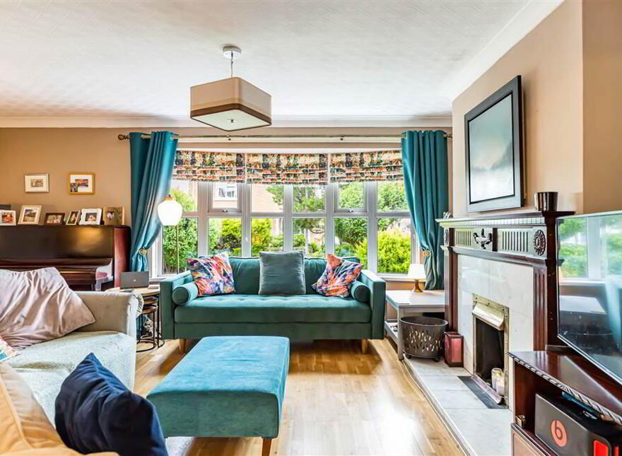 23 Oakwood Park, Belfast, BT9 6SE