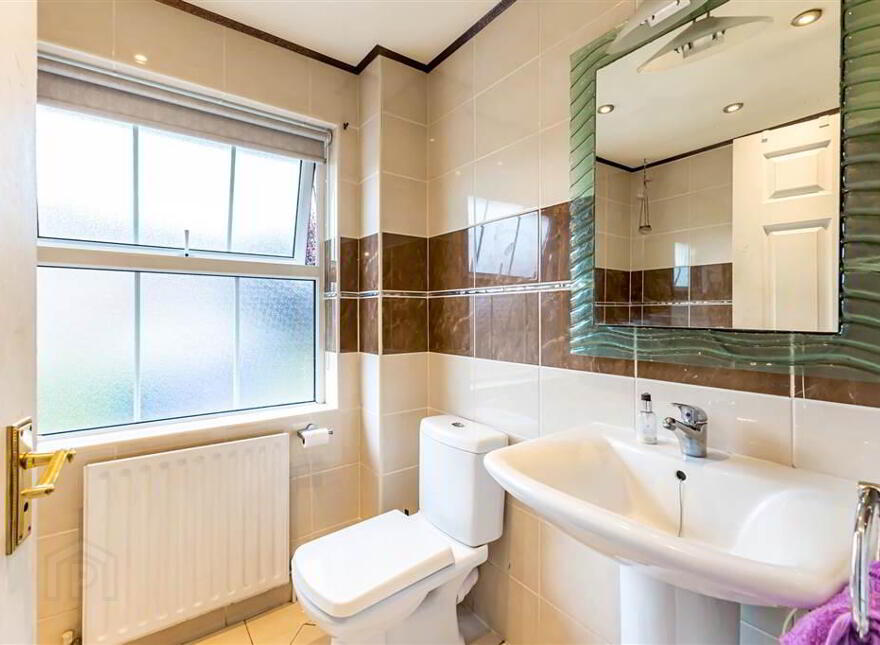 23 Oakwood Park, Belfast, BT9 6SE
