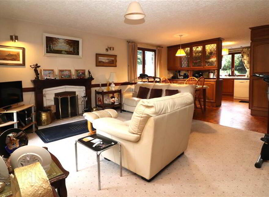 7 The Pines, Culcavy Road, Royal Hillsborough, BT26 6NT