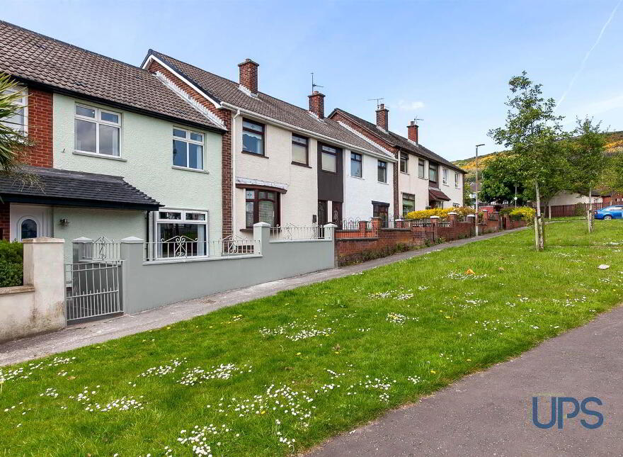 92 Ramoan Gardens, Glen Road, Belfast, BT11 8LN