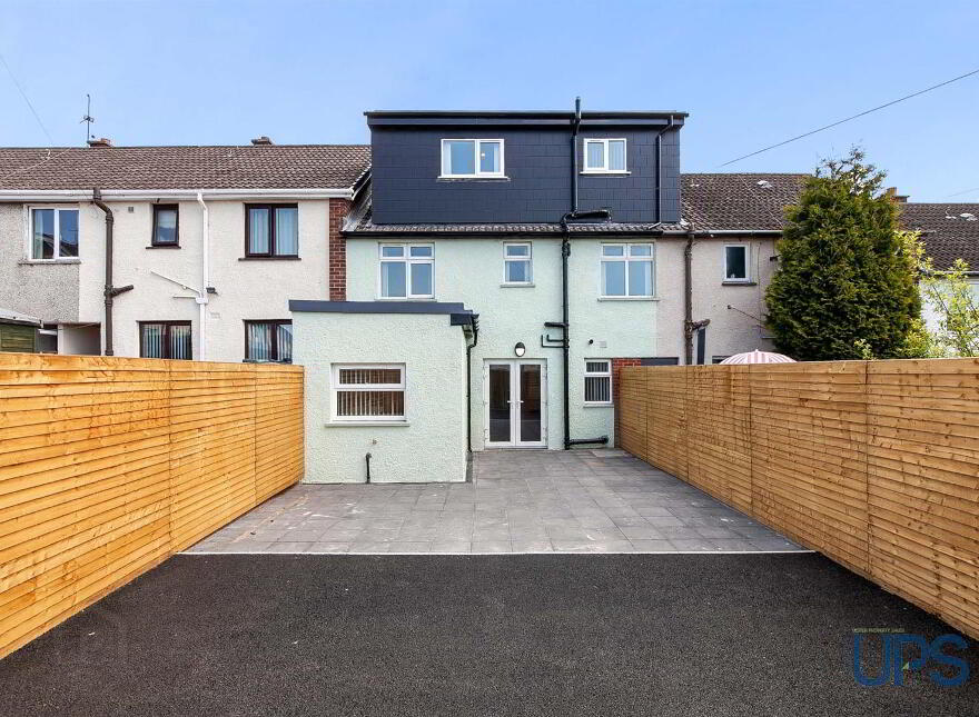 92 Ramoan Gardens, Glen Road, Belfast, BT11 8LN