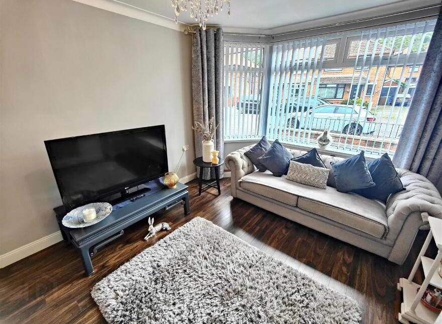 12 Lyndhurst Park, Belfast, BT13 3PG