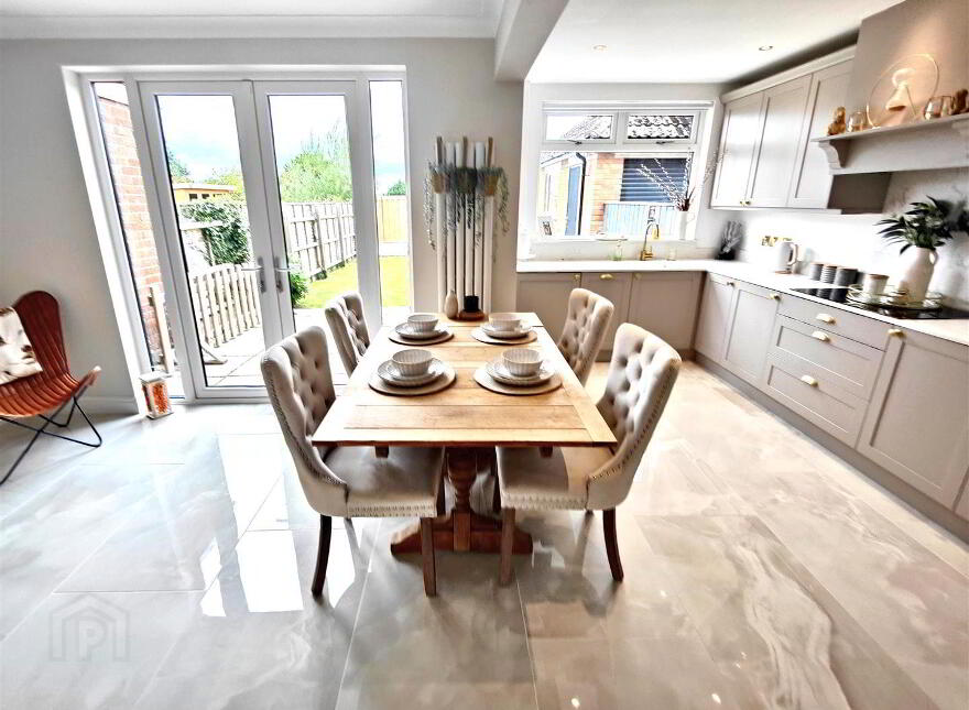 12 Lyndhurst Park, Belfast, BT13 3PG