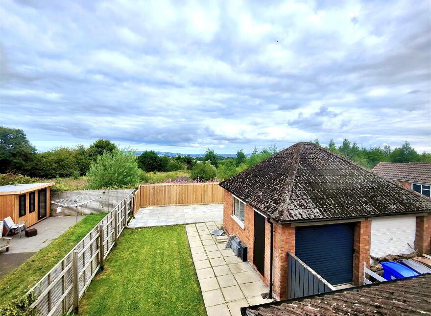 12 Lyndhurst Park, Belfast, BT13 3PG