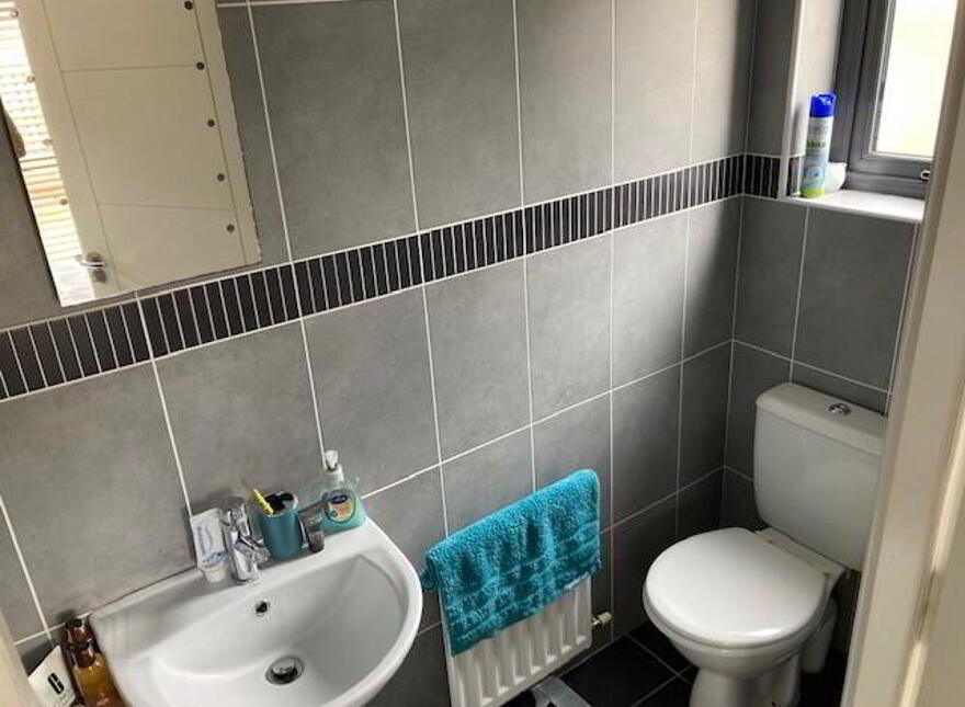 42 Sunset Park ( Short Term), Portstewart, BT55 7EH