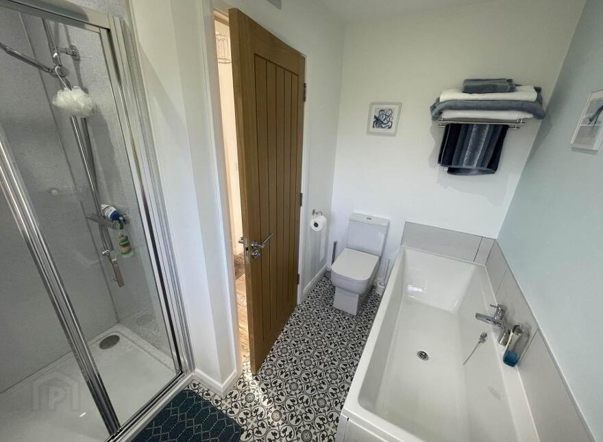 388 Old Glenarm Rd, Larne, BT40 2LG