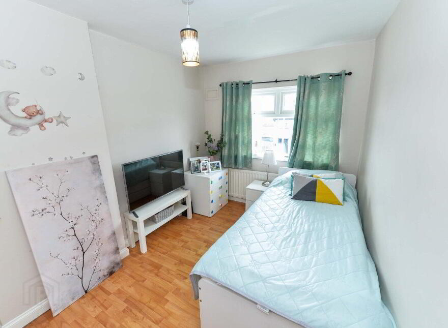 18 Cherryhill Crescent, Dundonald, Belfast, BT16 1JQ