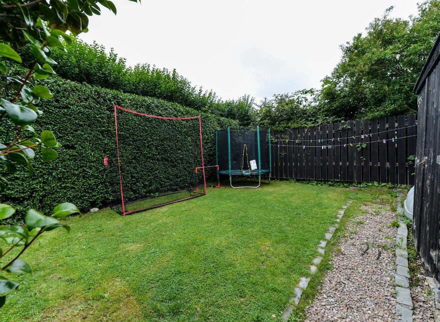 18 Cherryhill Crescent, Dundonald, Belfast, BT16 1JQ