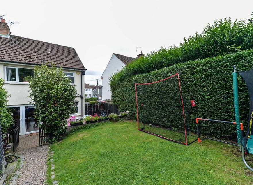 18 Cherryhill Crescent, Dundonald, Belfast, BT16 1JQ