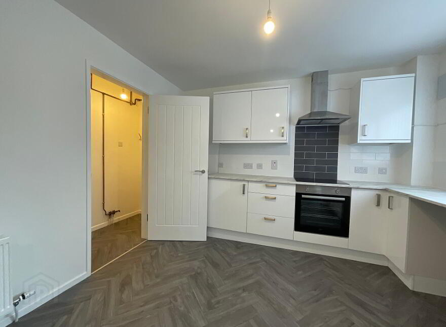 5 Oregon Gardens, Belfast, BR13 3HJ
