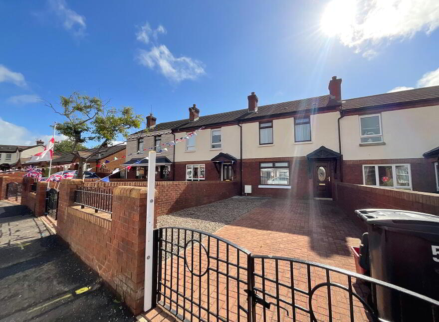 5 Oregon Gardens, Belfast, BR13 3HJ