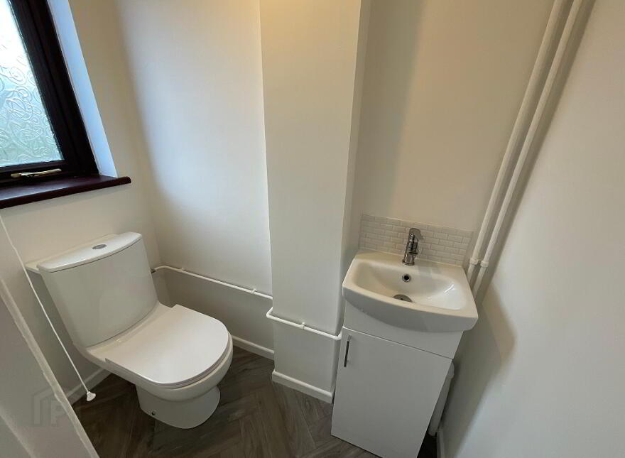 5 Oregon Gardens, Belfast, BR13 3HJ