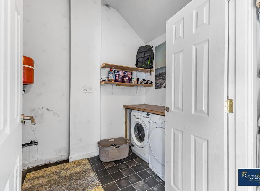 17 Church Meadows, Dromore, BT25 1LZ