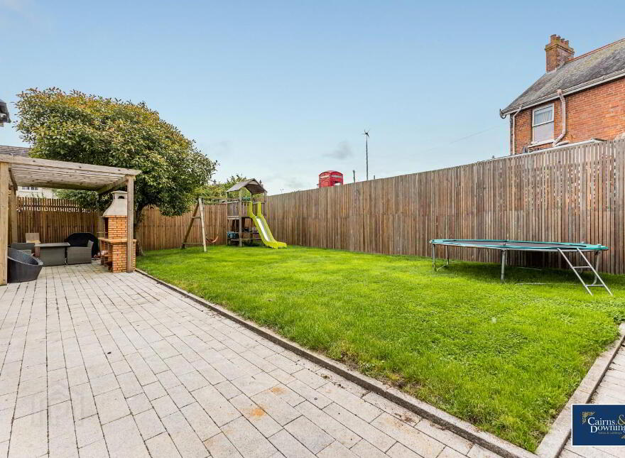 17 Church Meadows, Dromore, BT25 1LZ