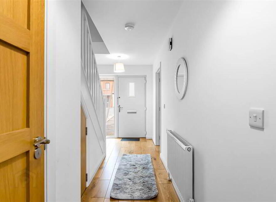 10 St James Place, Royal Hillsborough, BT26 6TL