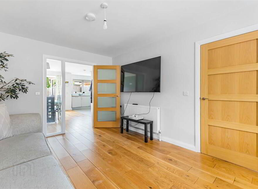 10 St James Place, Royal Hillsborough, BT26 6TL