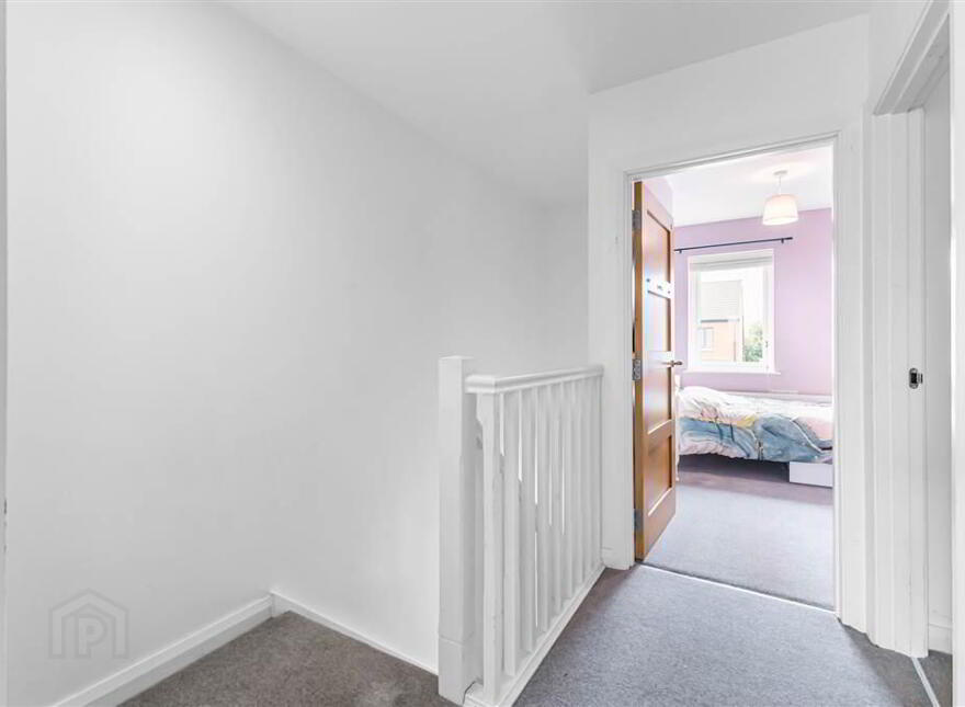 10 St James Place, Royal Hillsborough, BT26 6TL