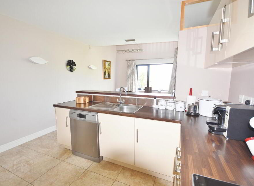 6 Cuirt Na Sionna, Tarbert, V31WK46
