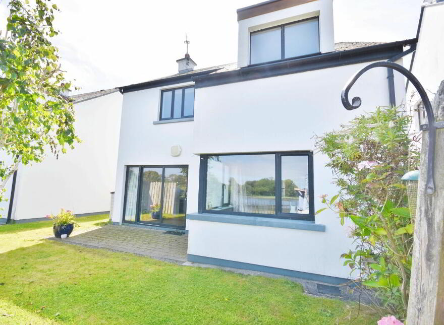 6 Cuirt Na Sionna, Tarbert, V31WK46