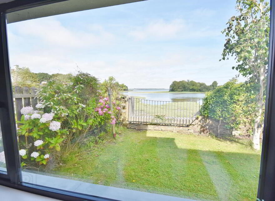 6 Cuirt Na Sionna, Tarbert, V31WK46