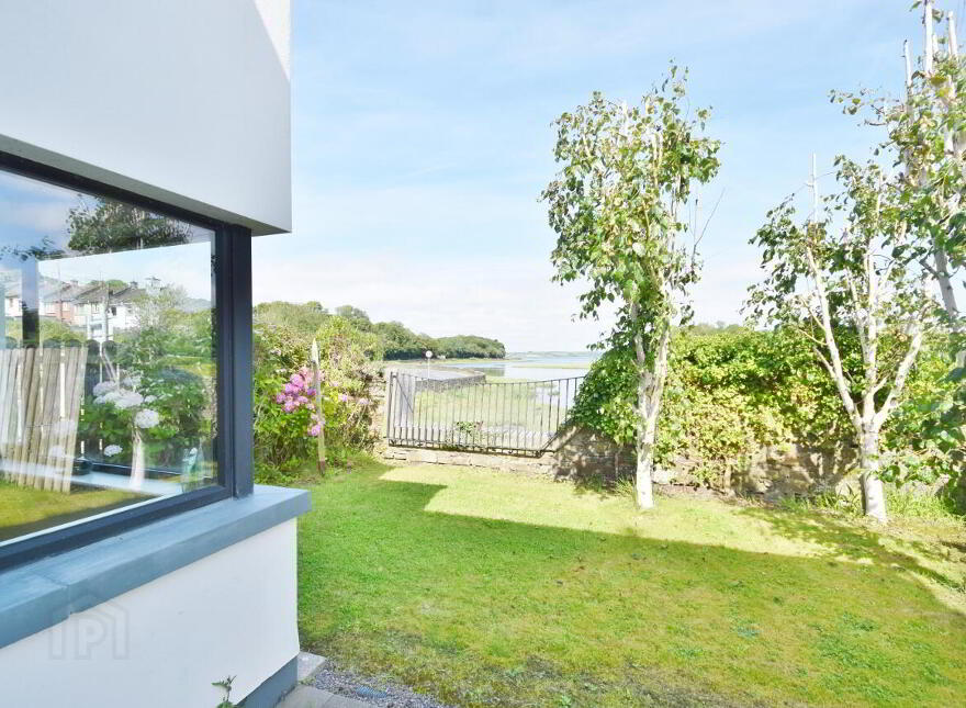 6 Cuirt Na Sionna, Tarbert, V31WK46