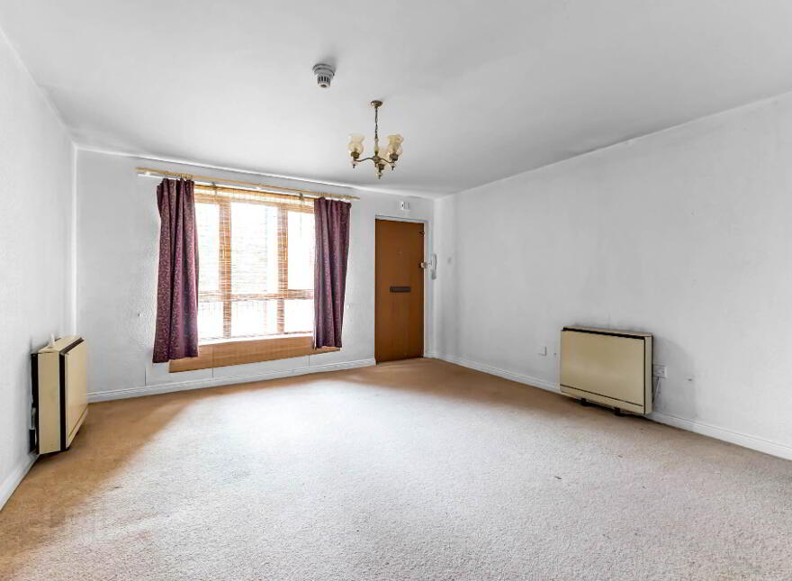 11 Waverley Court, Lisburn, BT28 1TF