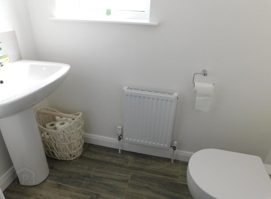25 Loughmuck Meadows, Fintona, Omagh, BT78 2FF