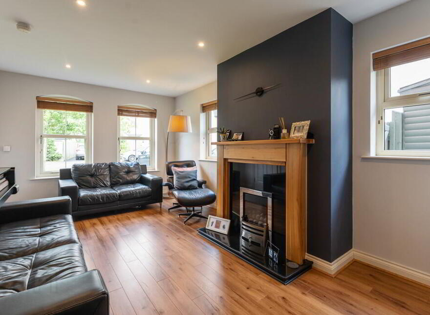 114 Coopers Mill Court, Dundonald, Belfast, BT16 1SZ