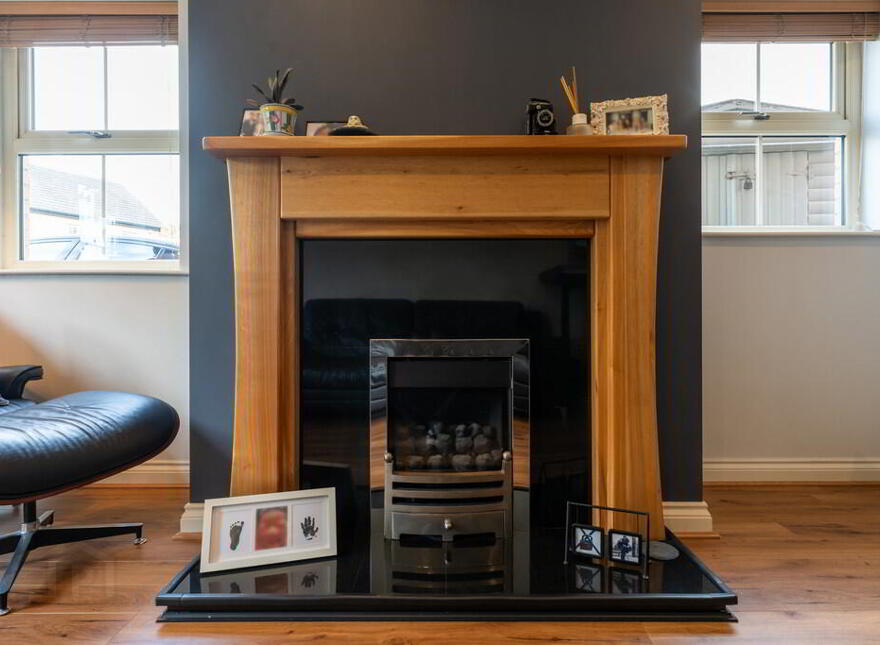 114 Coopers Mill Court, Dundonald, Belfast, BT16 1SZ