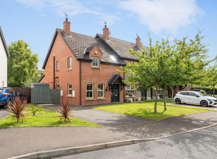 114 Coopers Mill Court, Dundonald, Belfast, BT16 1SZ photo