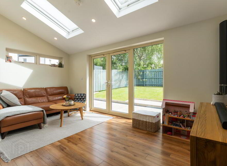 114 Coopers Mill Court, Dundonald, Belfast, BT16 1SZ