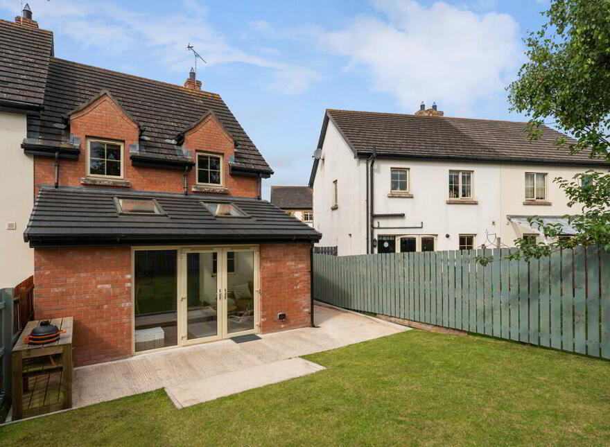 114 Coopers Mill Court, Dundonald, Belfast, BT16 1SZ
