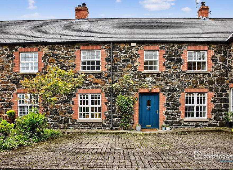8 Somerset Mews, Coleraine, BT51 3LX photo