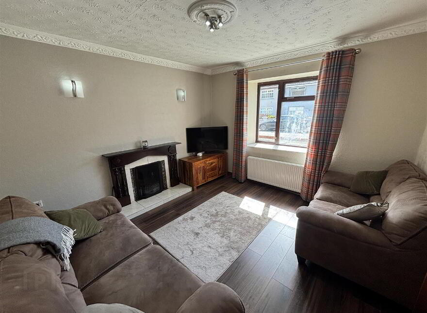 32 Dundalk Road, Crossmaglen, Newry, BT35 9HL