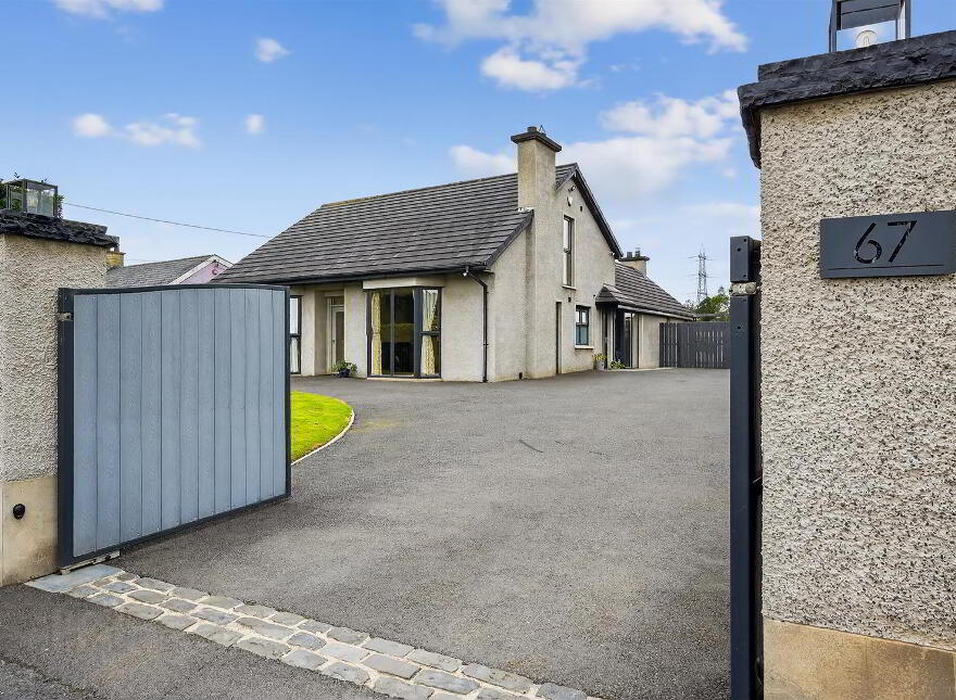 67 Mill Road, Carryduff, Belfast, BT8 8HL