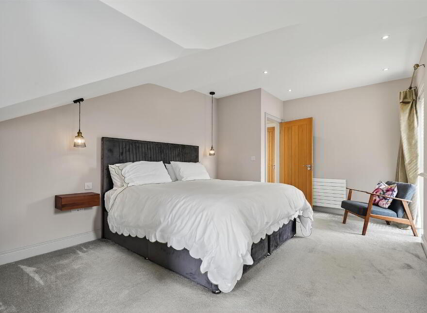 67 Mill Road, Carryduff, Belfast, BT8 8HL