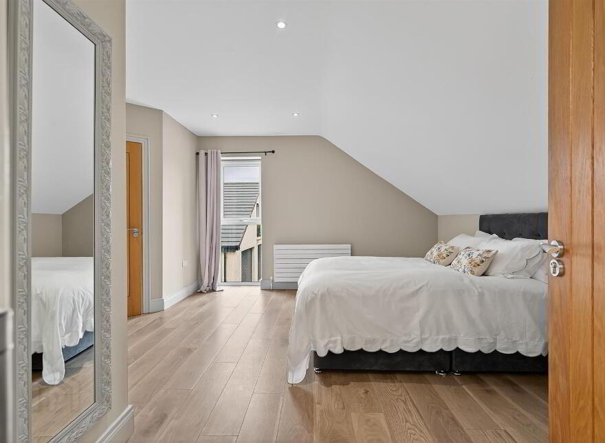 67 Mill Road, Carryduff, Belfast, BT8 8HL