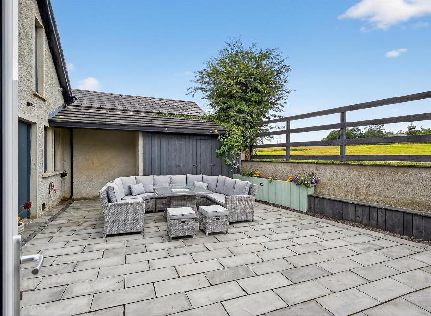 67 Mill Road, Carryduff, Belfast, BT8 8HL
