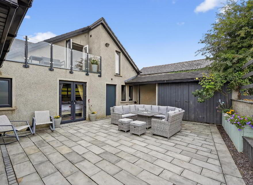 67 Mill Road, Carryduff, Belfast, BT8 8HL