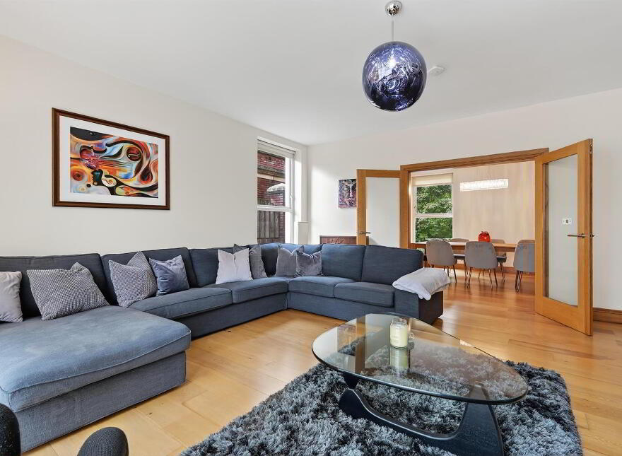 43 Bristow Park, Belfast, BT9 6TG