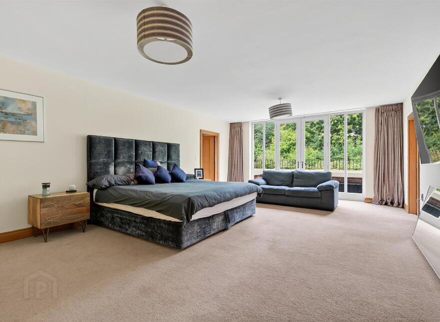 43 Bristow Park, Belfast, BT9 6TG