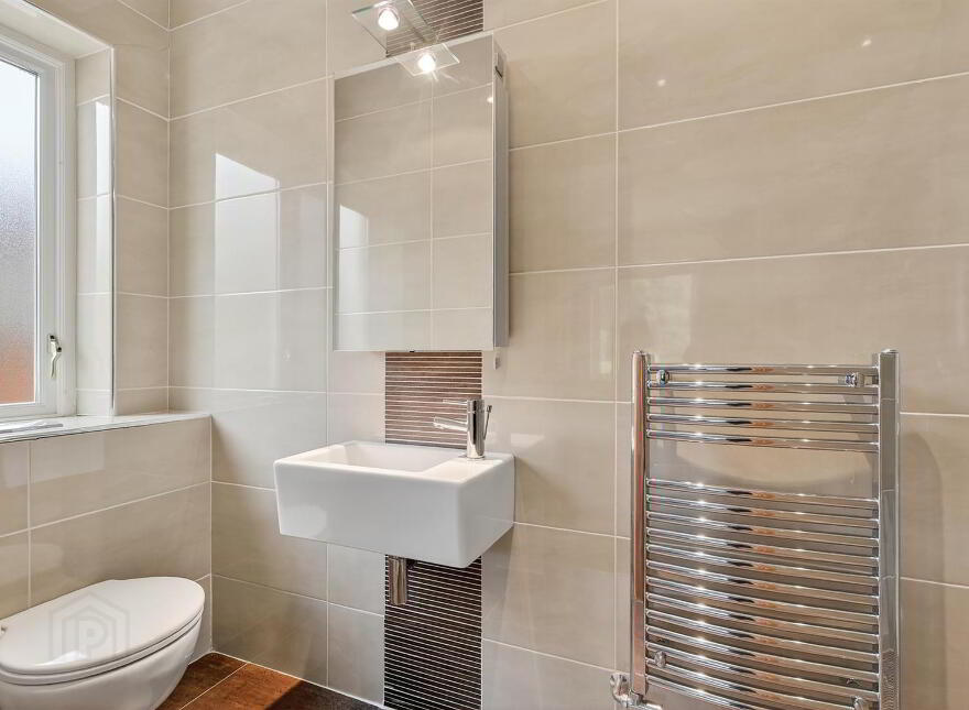 43 Bristow Park, Belfast, BT9 6TG