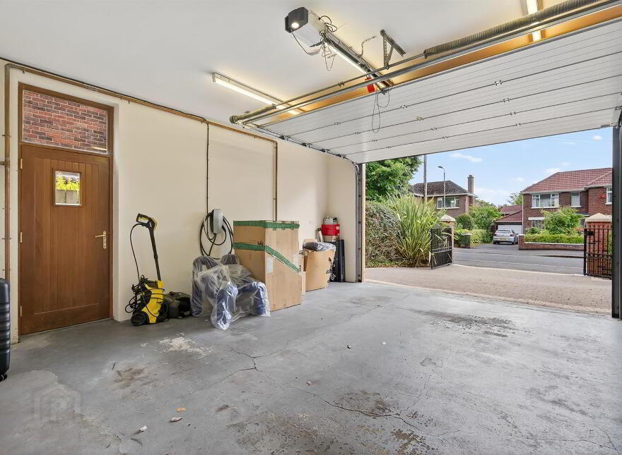43 Bristow Park, Belfast, BT9 6TG